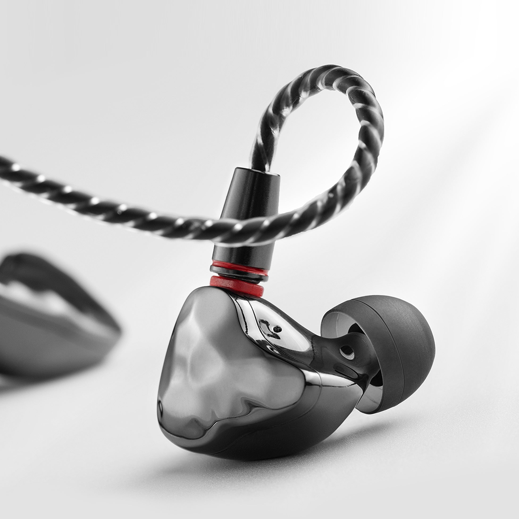 イヤホン obsidian oh10 Obsidian OH10 - In-Ear Monitors - High Fidelity | iKKO Audio